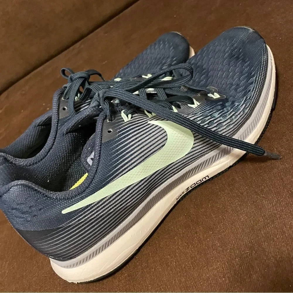 Very Good Nike Air Zoom Pegasus 34 womens running shoes 9.5 Navy blue seafoam